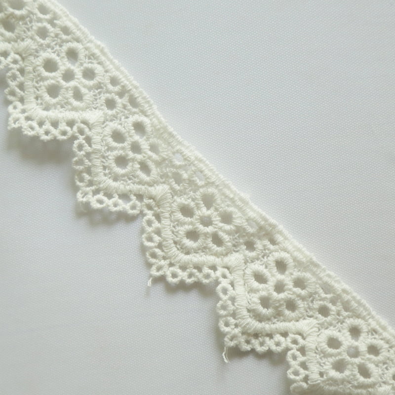 Lace Off white Design 28