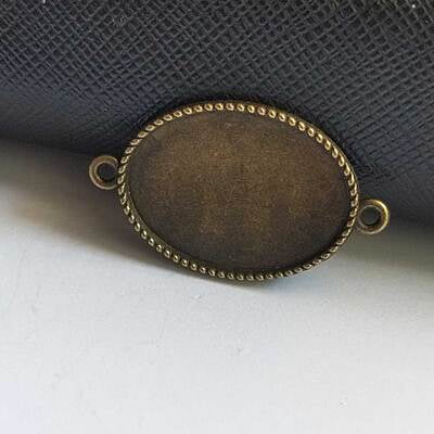 Antique Bronze Bracelet Bezel Modal 103