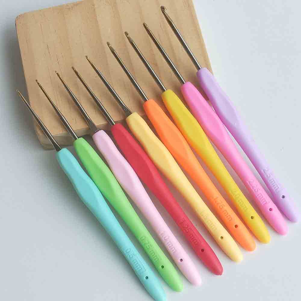 Crochet Hooks With Handle 9 Pcs