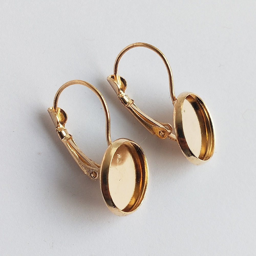 Leverback Earring Gold 12 mm