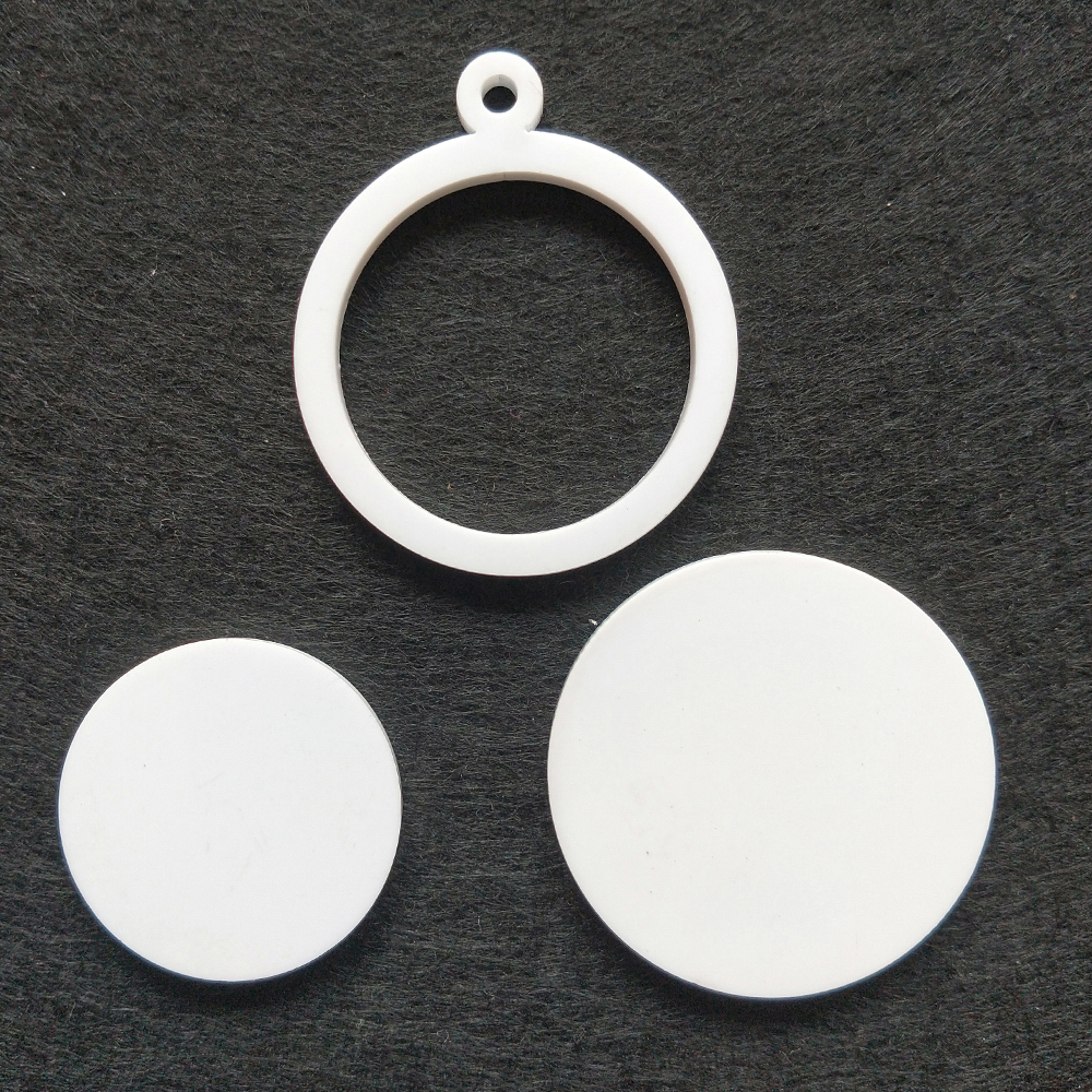 Mini Hoop Circle White Medium