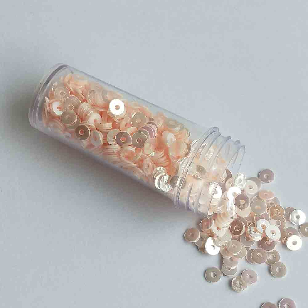 Pastel sequins 4 mm