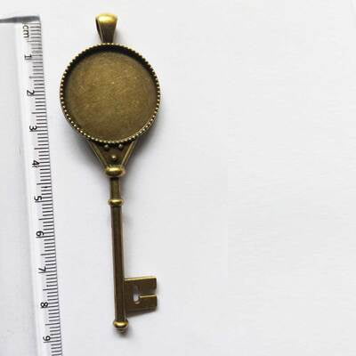 Pendant Antique Bronze 129