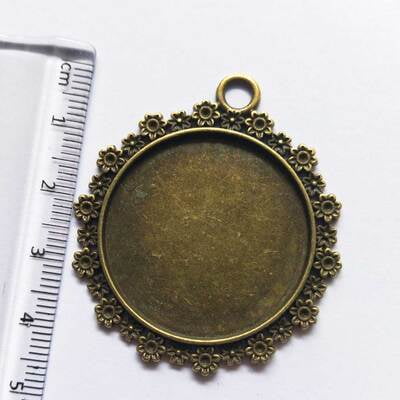 Pendant Antique Bronze 142