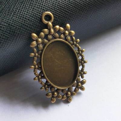 Pendant Antique Bronze 156