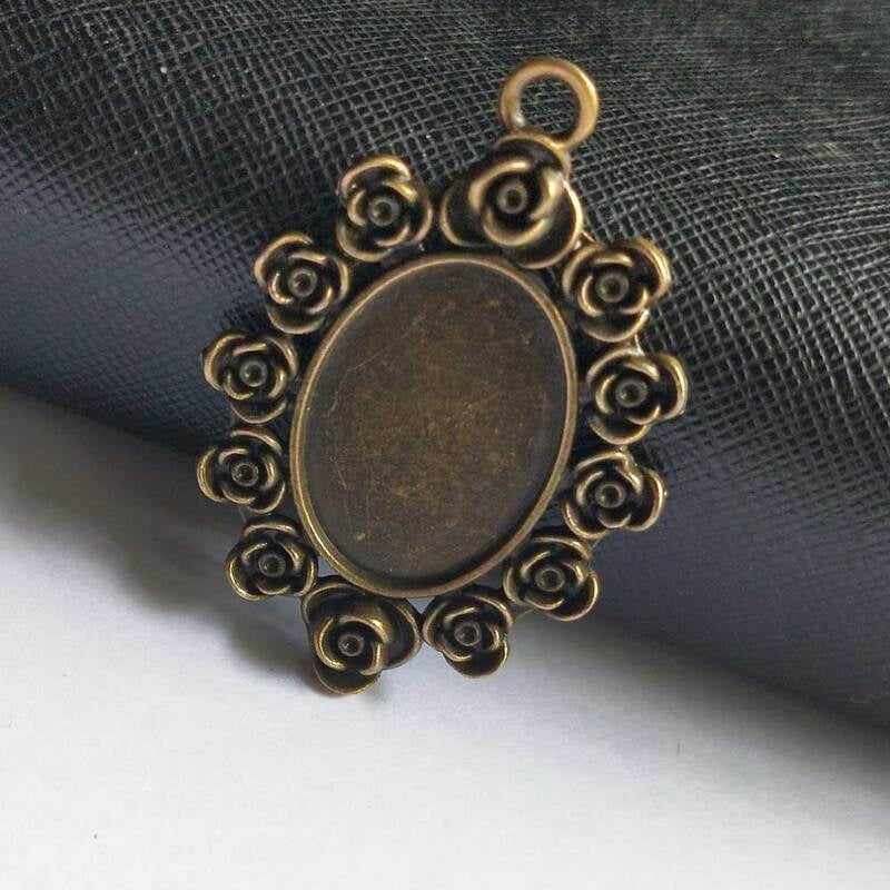 Pendant Antique Bronze 162