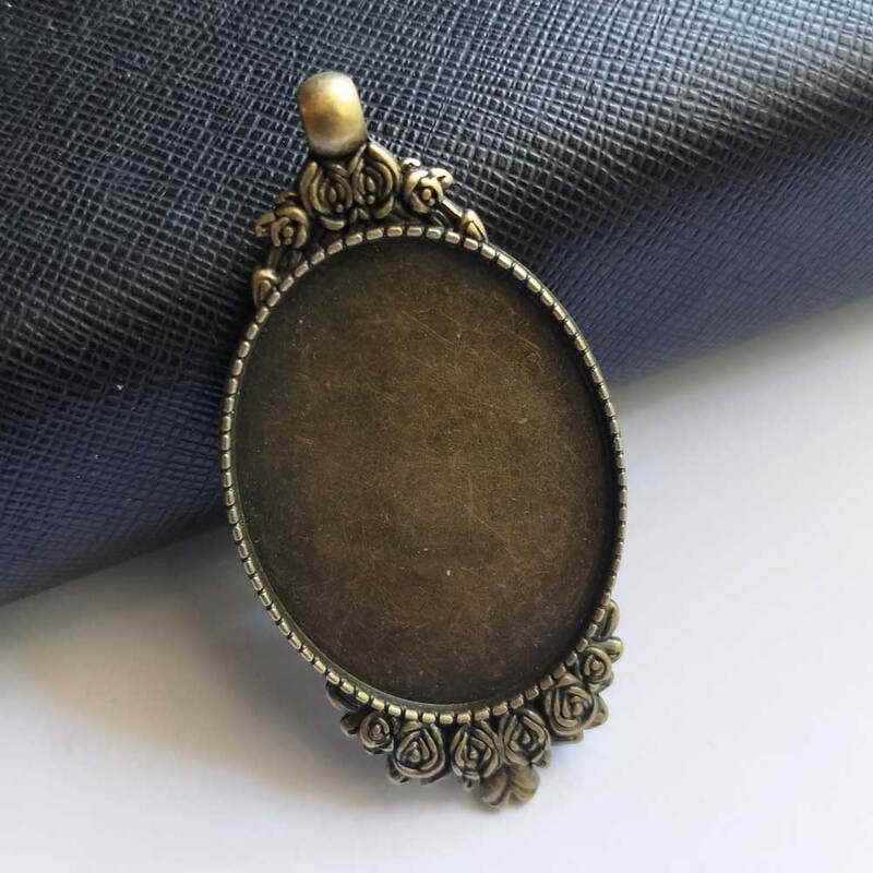 Pendant Antique Bronze Modal 112