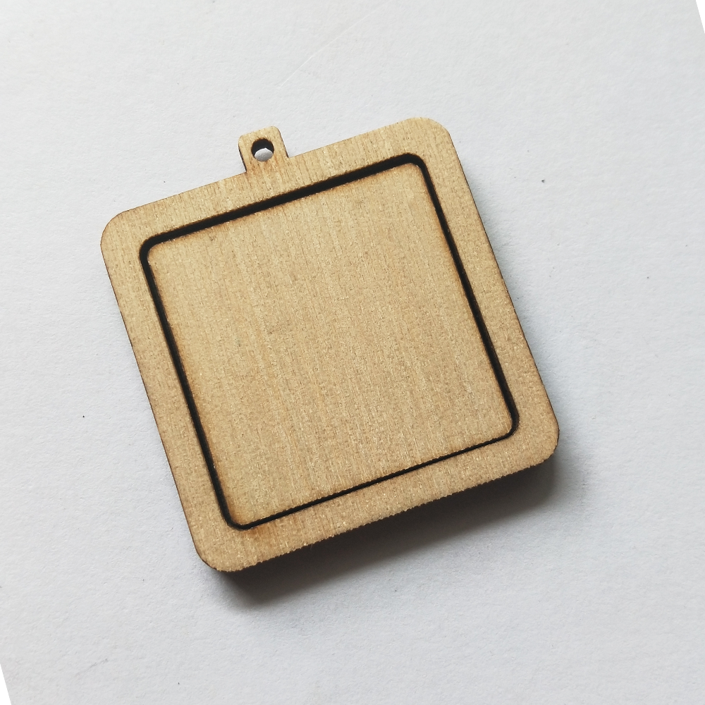 Mini Hoop Rounded Square Veneer Medium