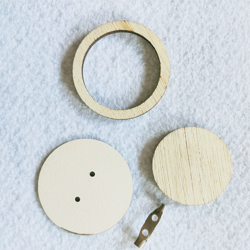 Mini Hoop Brooch Veneer Medium